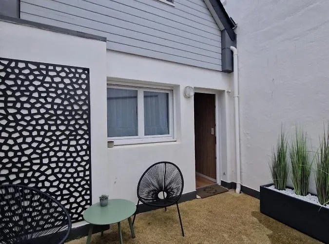 Le Cottage